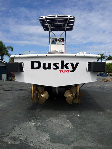 Dusky 26 with 32" bronze 5 blade props and bronze rudders